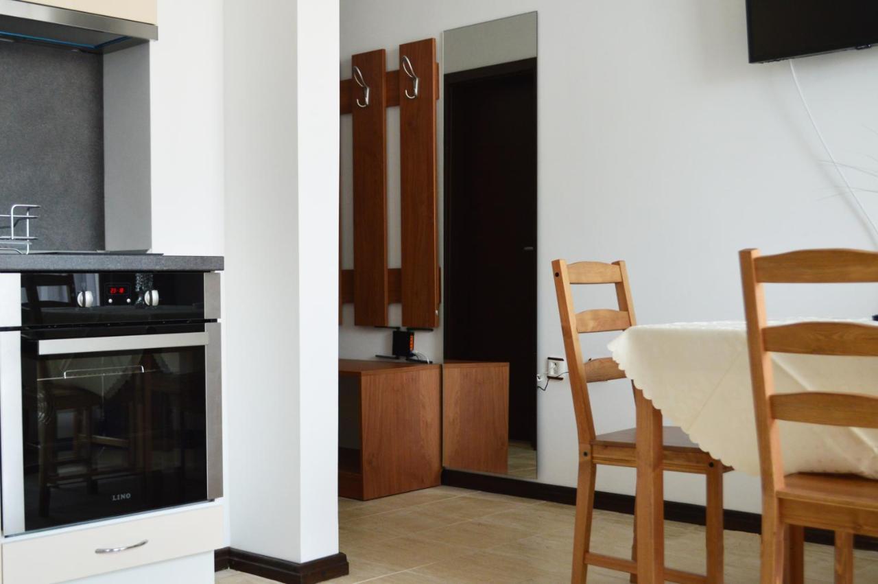 Aquamarine Apartments สวิติ วลัส ภายนอก รูปภาพ