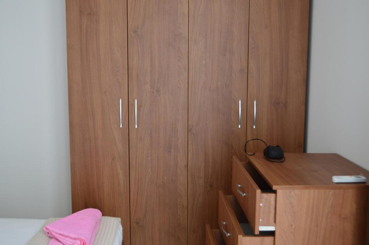 Aquamarine Apartments สวิติ วลัส ภายนอก รูปภาพ